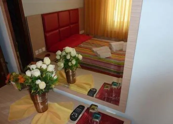 White Rose Hotel Olympiakí Aktí