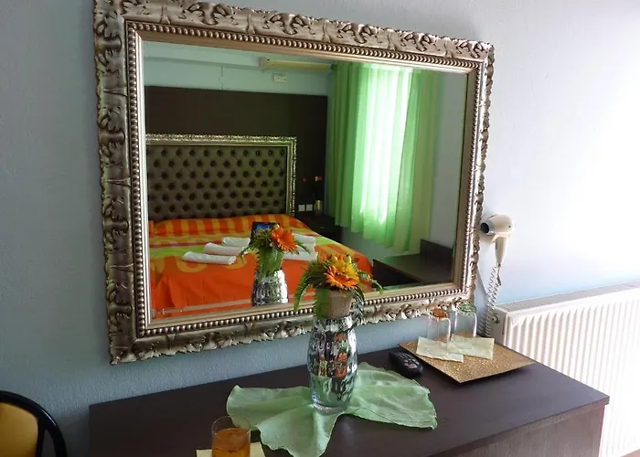 White Rose Hotel Olympiakí Aktí