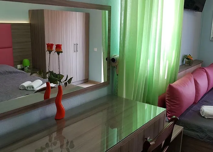 White Rose Hotel Olympiakí Aktí