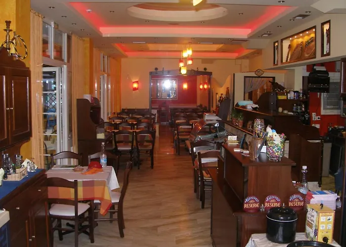 Hotel White Rose Olympiakí Aktí