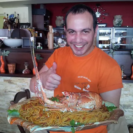 Отель White Rose Олимпиаки-Акти