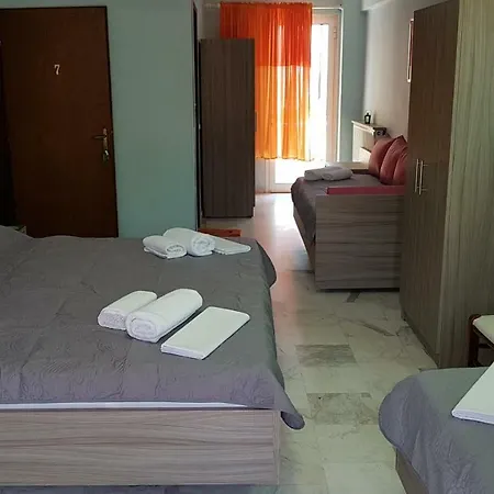 Отель White Rose