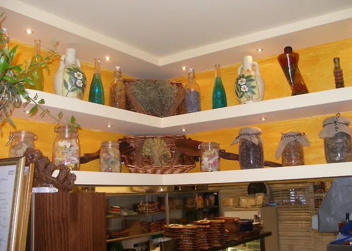 White Rose Hotel Olympiakí Aktí